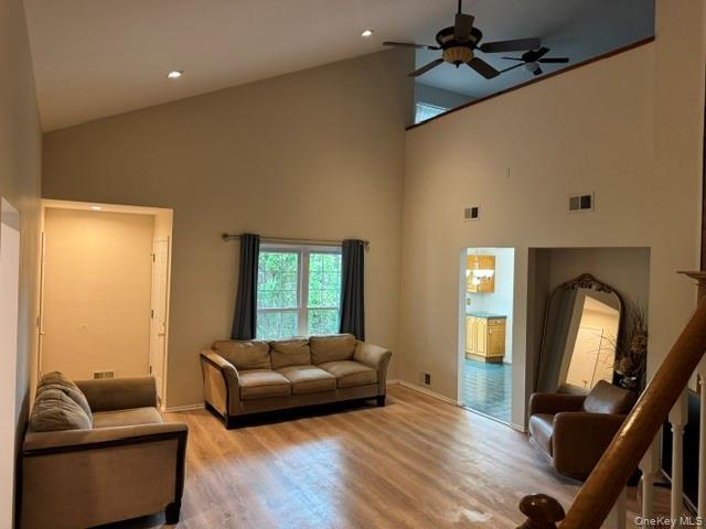 34 Candlestick Court – For Rent photo 27