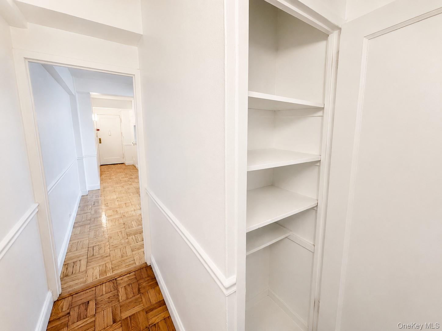 1564 Unionport Road, Unit 5A photo 9