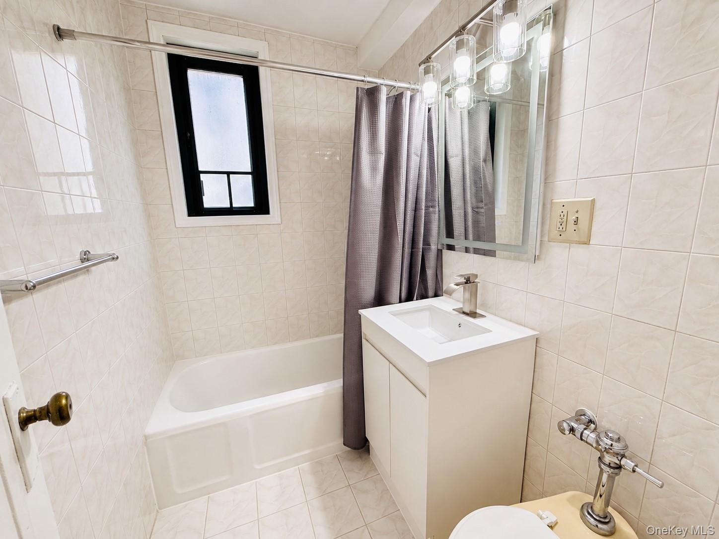 1564 Unionport Road, Unit 5A photo 13