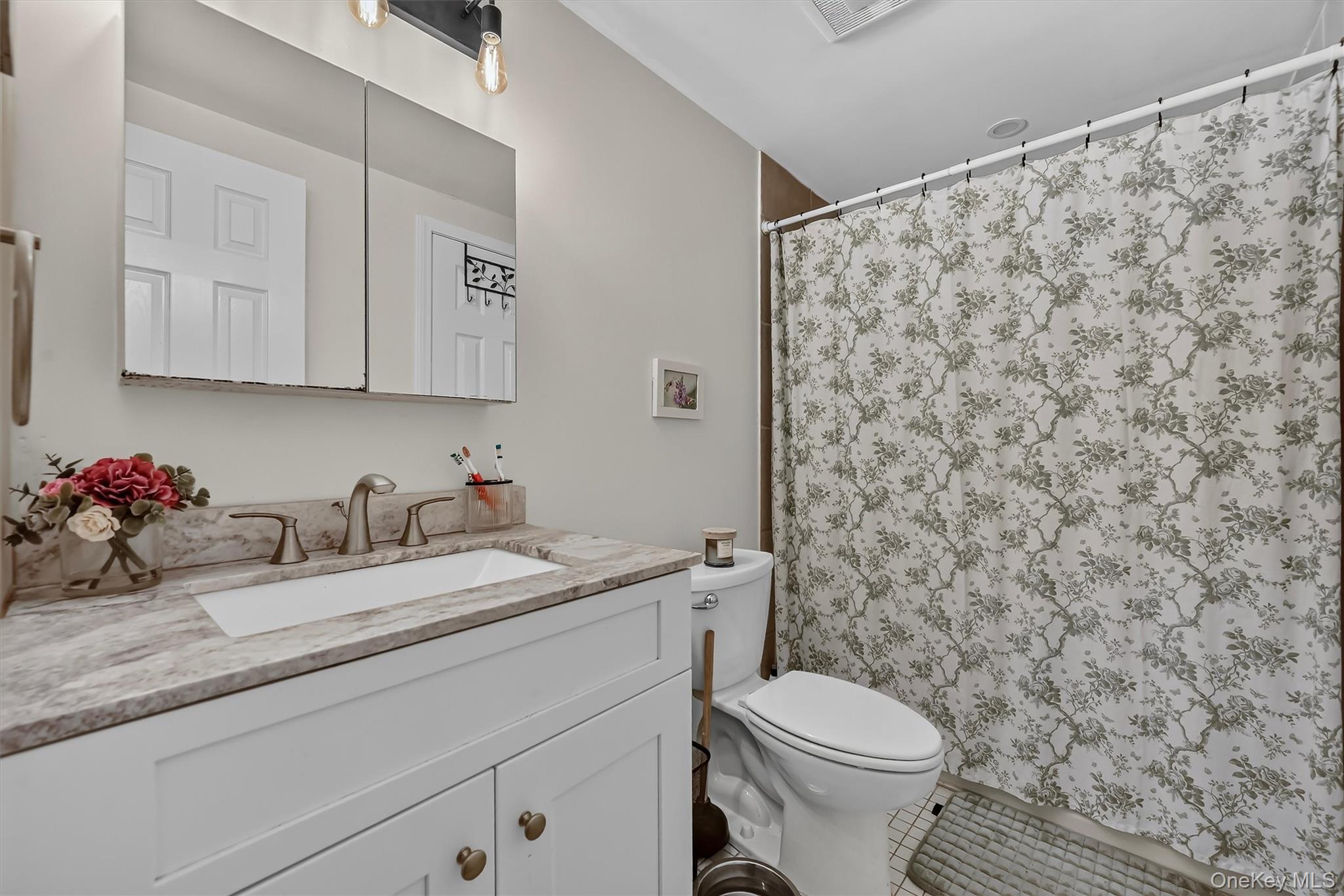 1006 Parr Meadow Drive, Unit 10E photo 16