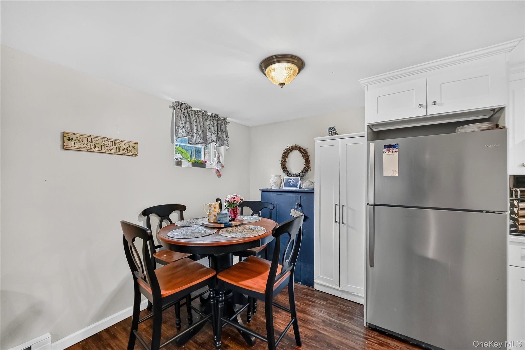 1006 Parr Meadow Drive, Unit 10E photo 4