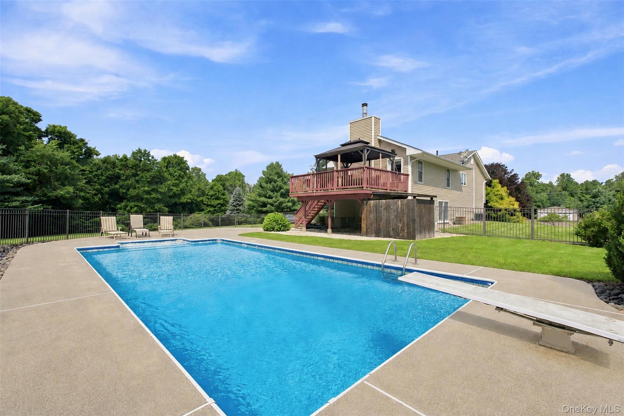 13 James Wilkinson Road – For Sale photo 3