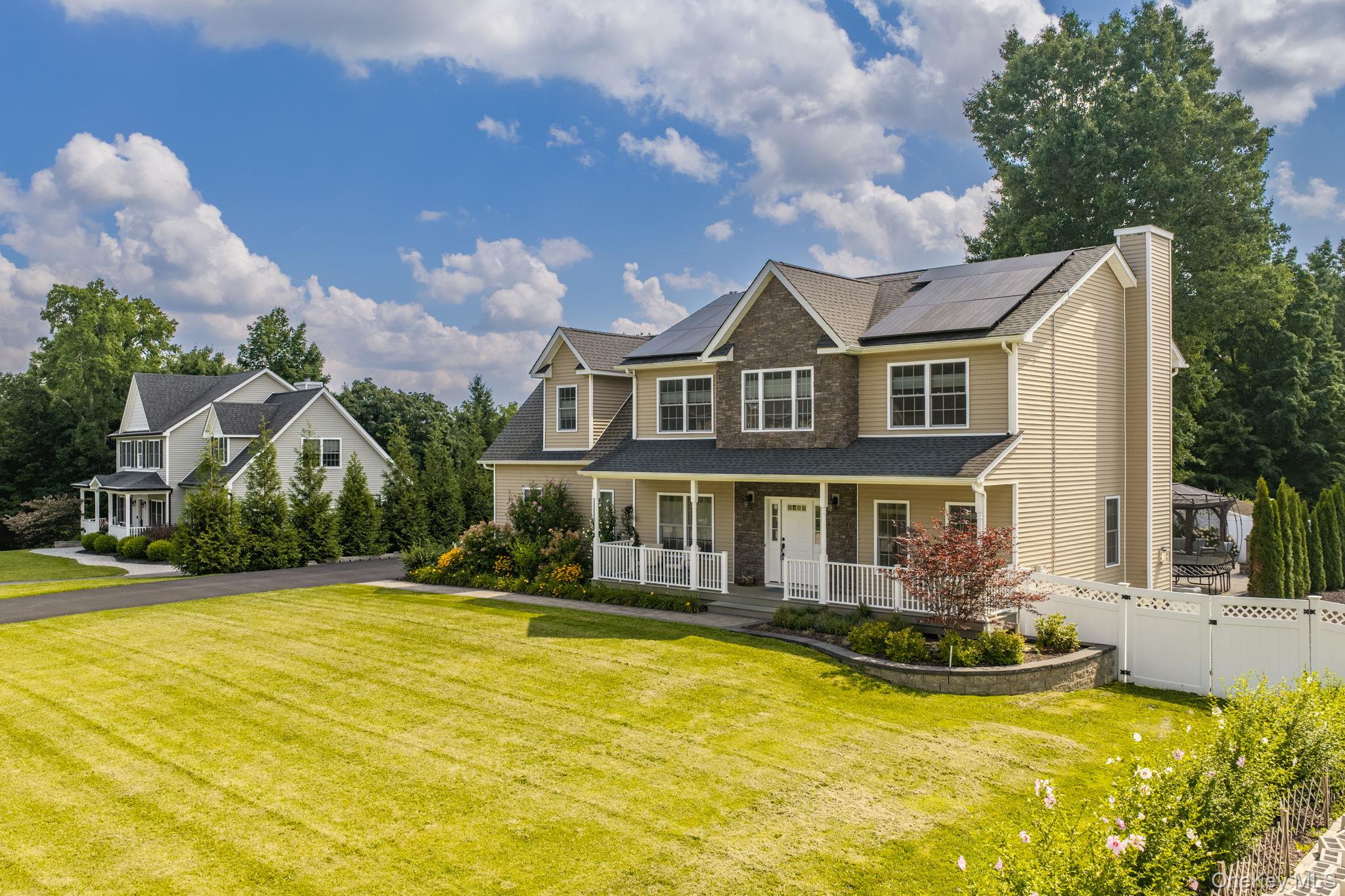 14 Robalene Drive – For Sale