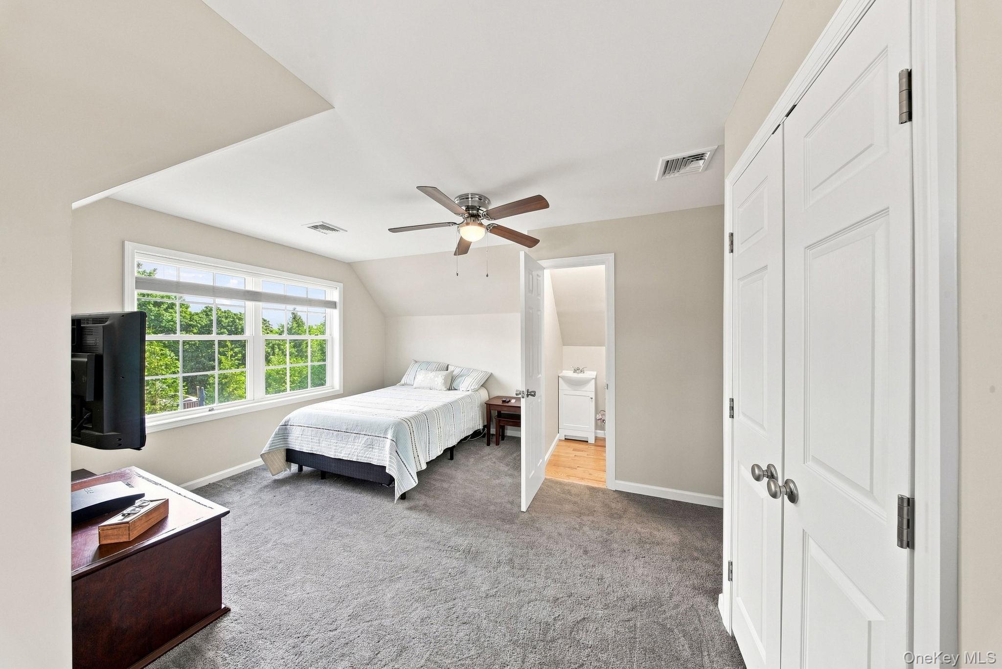 14 Robalene Drive – For Sale photo 34