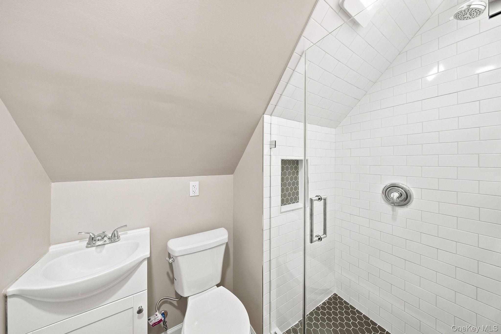 14 Robalene Drive – For Sale photo 35