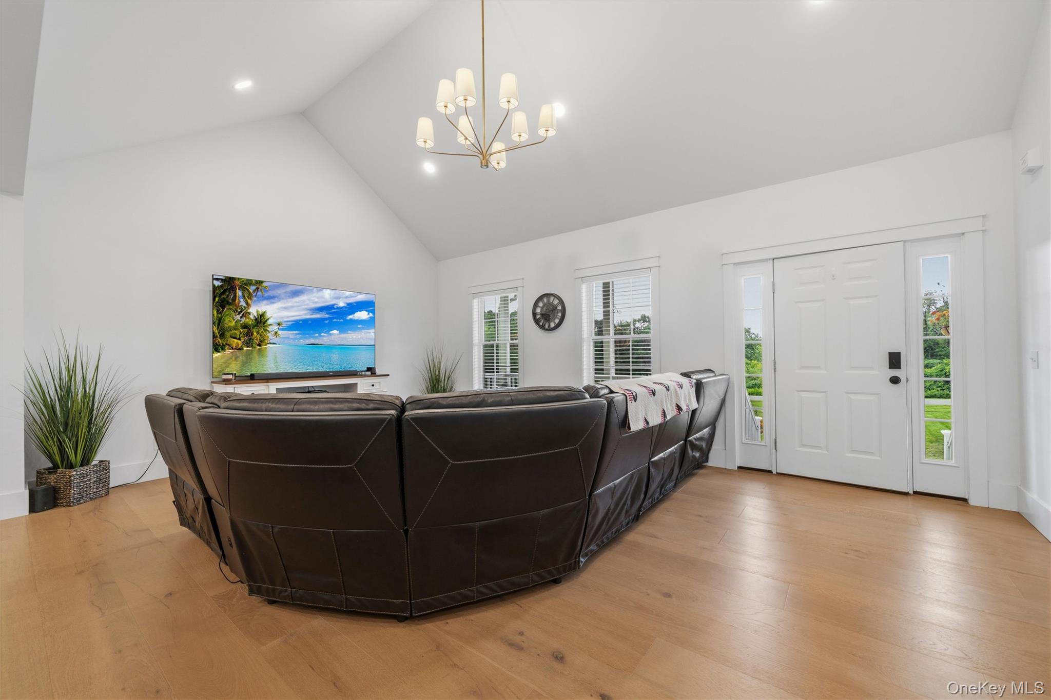 19 Firemens Lane – For Sale photo 15