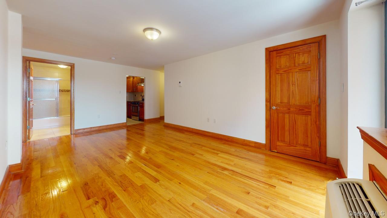 135-23 82nd Avenue, Unit 3E photo 3