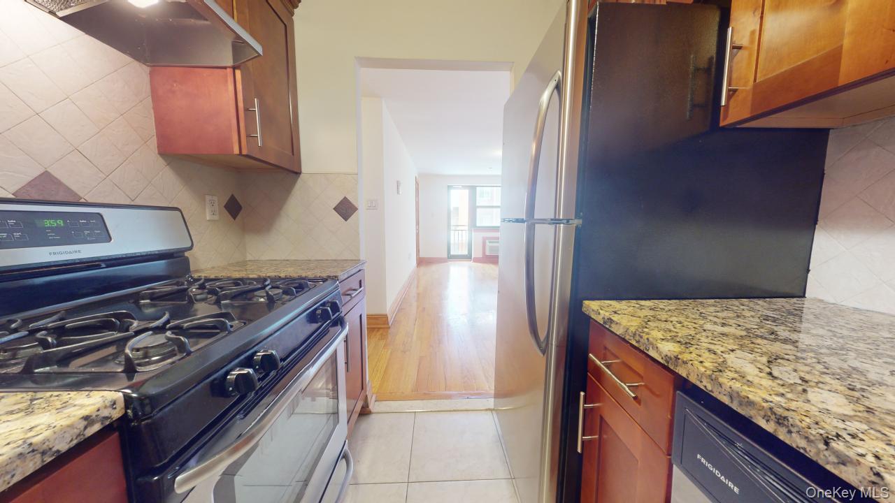 135-23 82nd Avenue, Unit 3E photo 7