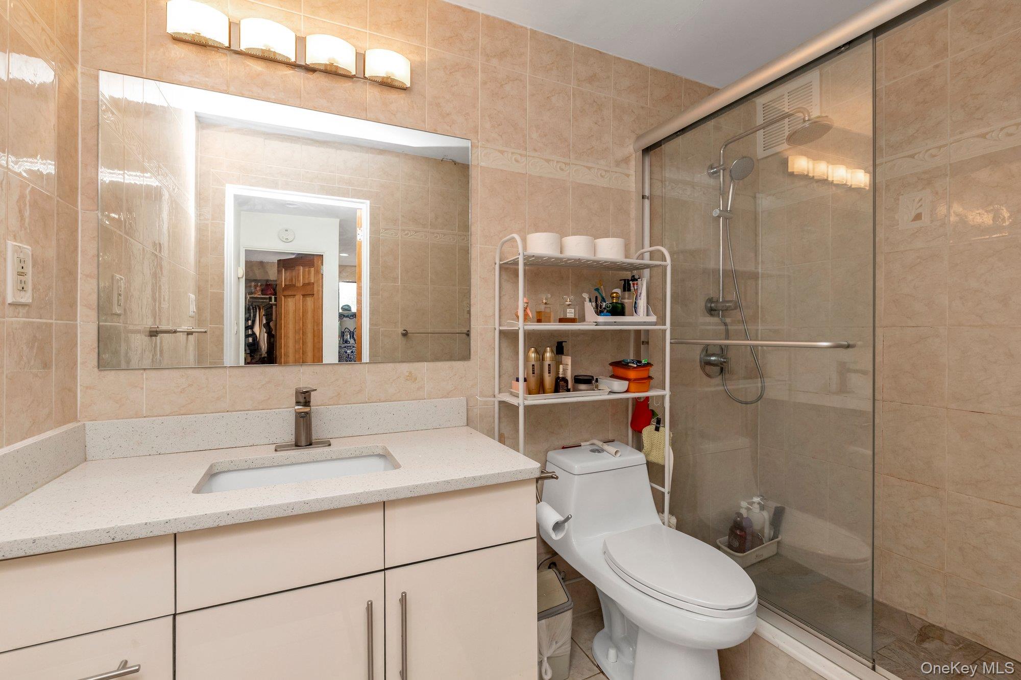 10-10 166 Street, Unit 6D photo 9