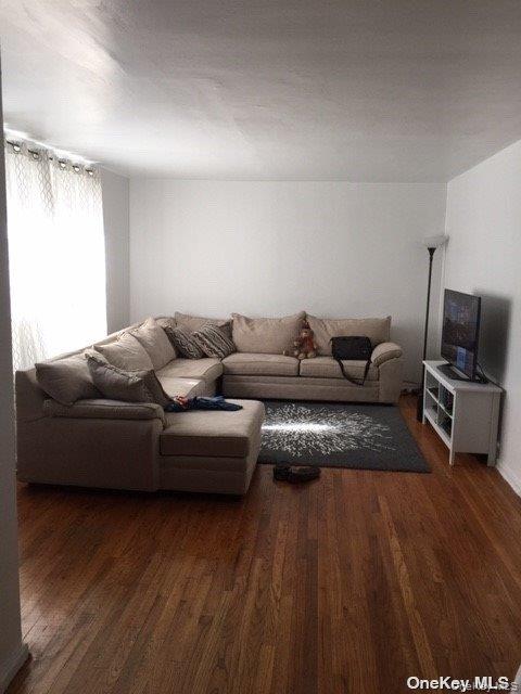 78-43 147 Street, Unit 2V photo 4
