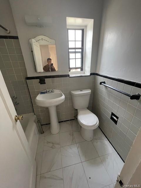 78-43 147 Street, Unit 2V photo 8