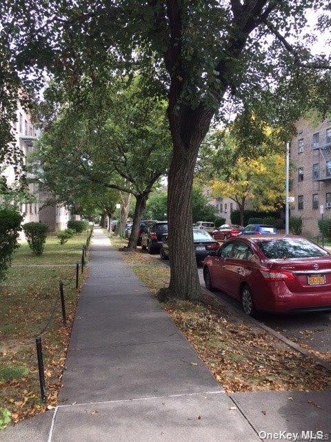 78-43 147 Street, Unit 2V photo 2