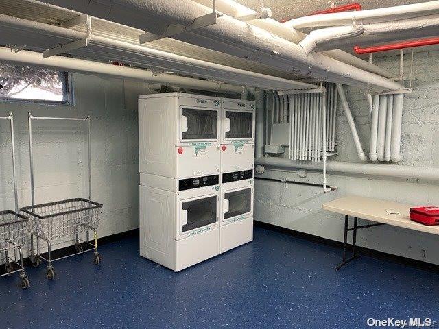 78-43 147 Street, Unit 2V photo 12