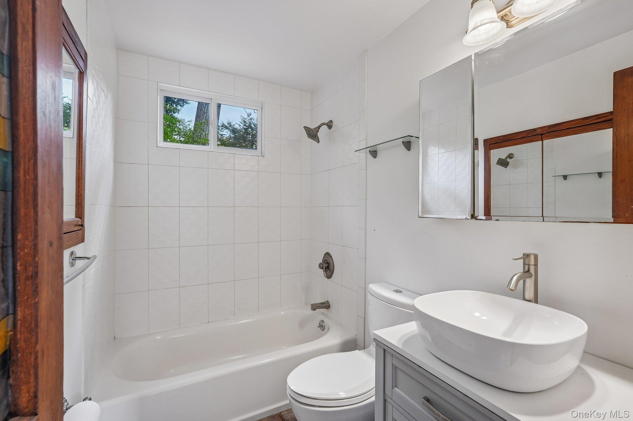 736 Route 9W S – For Sale photo 15