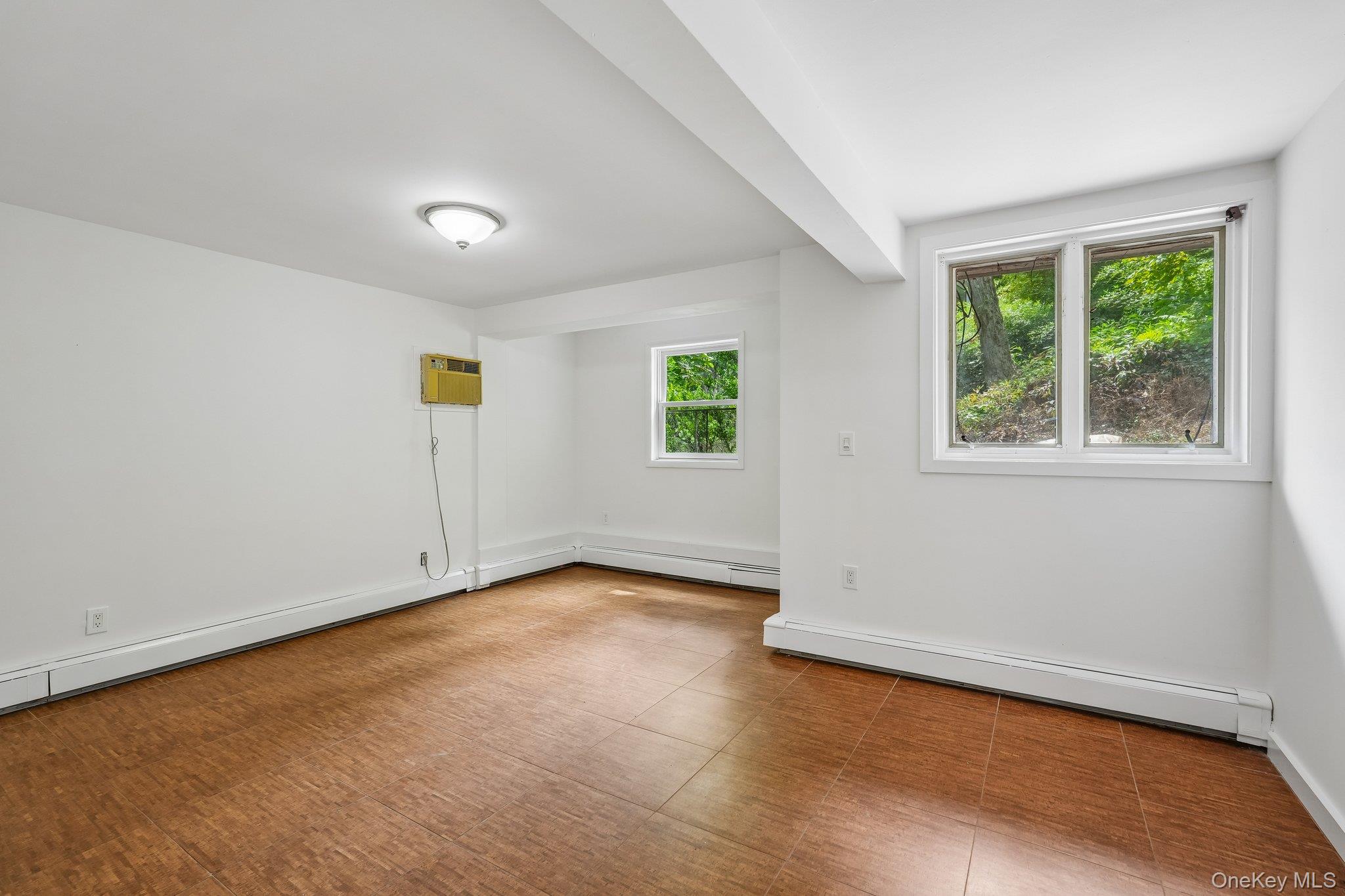 736 Route 9W S – For Sale photo 35
