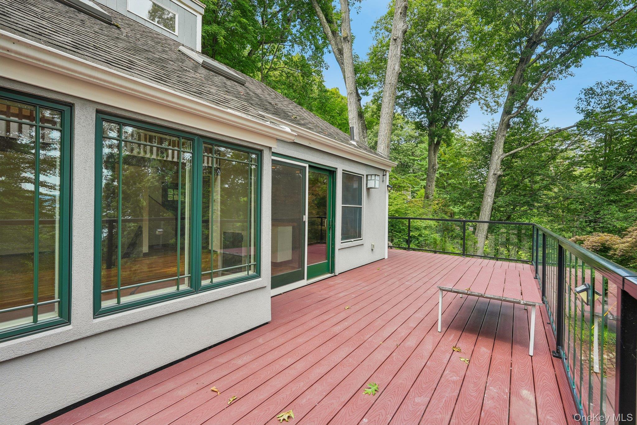 736 Route 9W S – For Sale photo 4