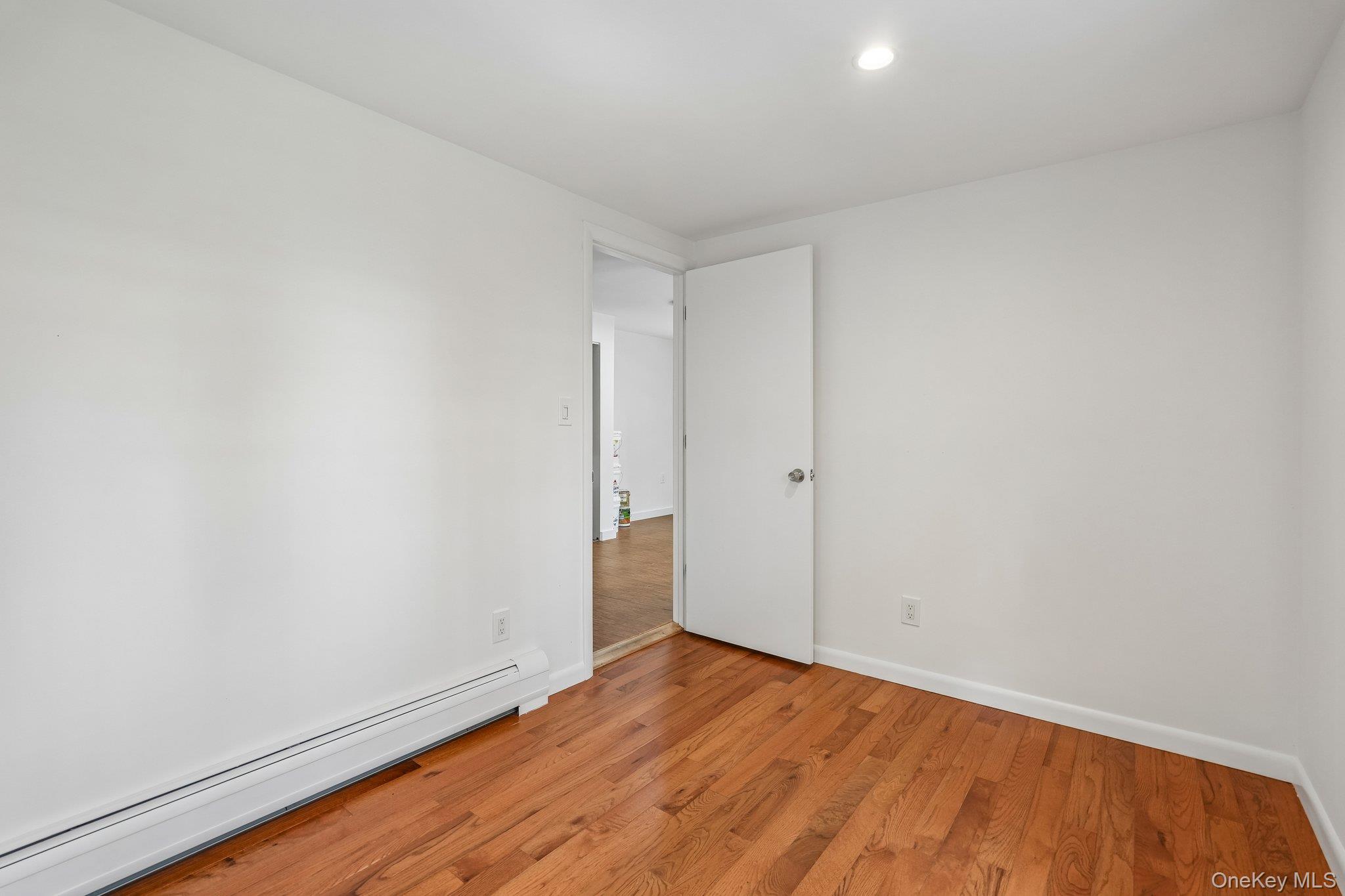 736 Route 9W S – For Sale photo 30