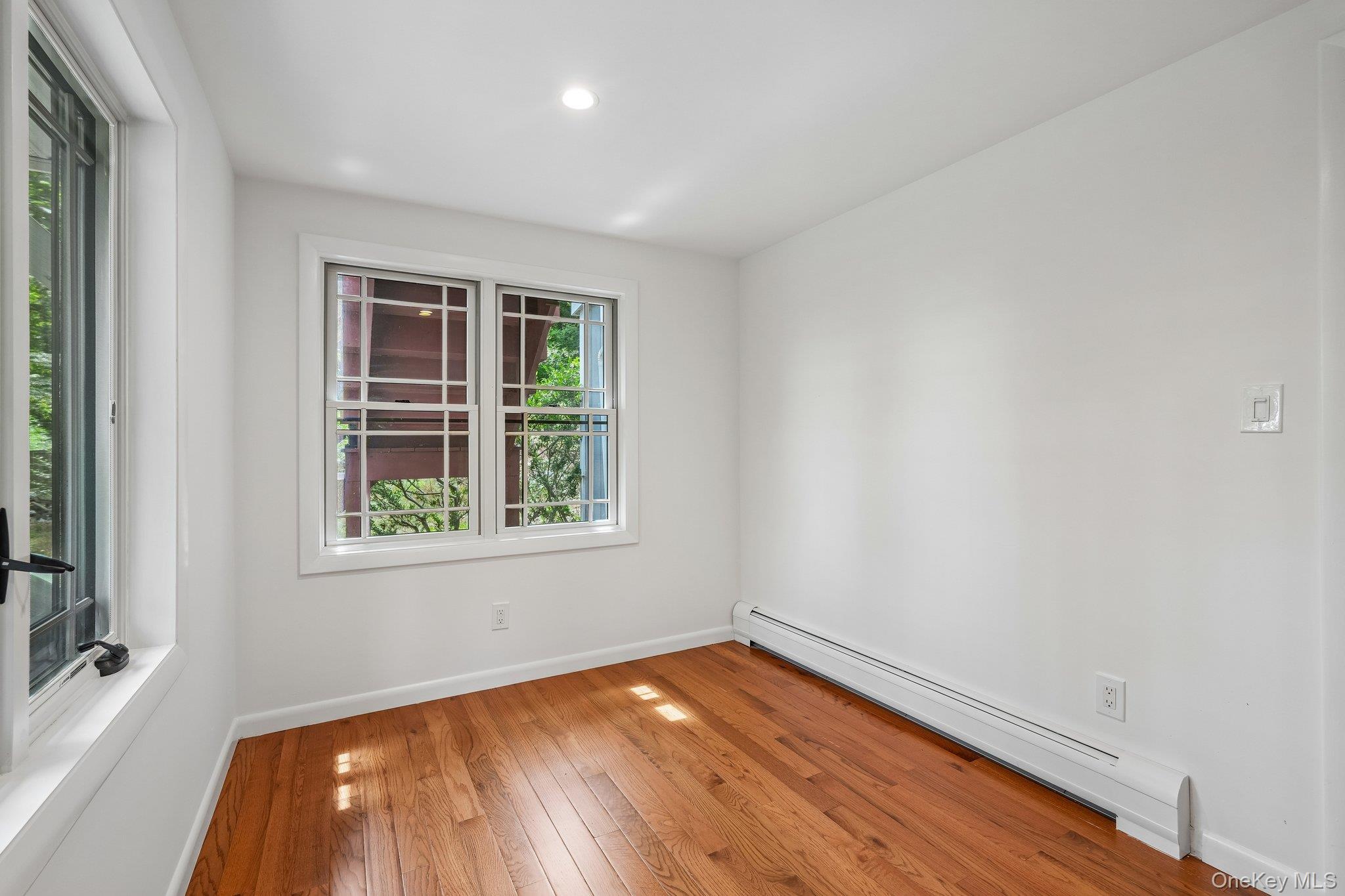 736 Route 9W S – For Sale photo 32