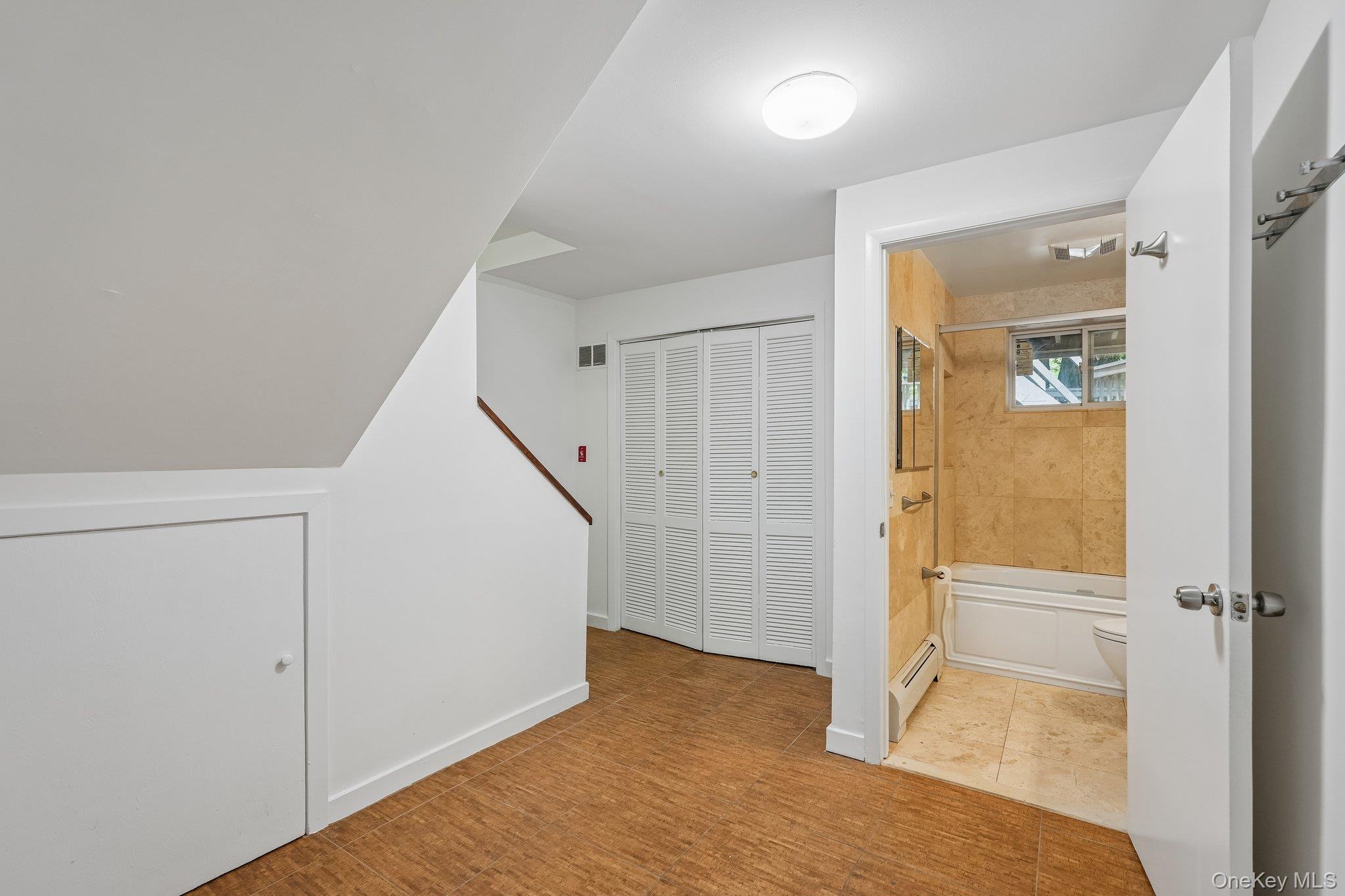 736 Route 9W S – For Sale photo 38