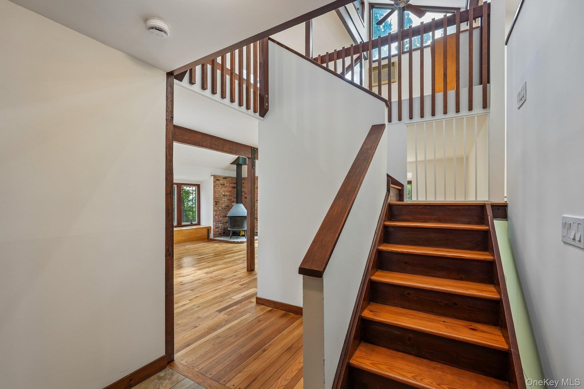 736 Route 9W S – For Sale photo 16