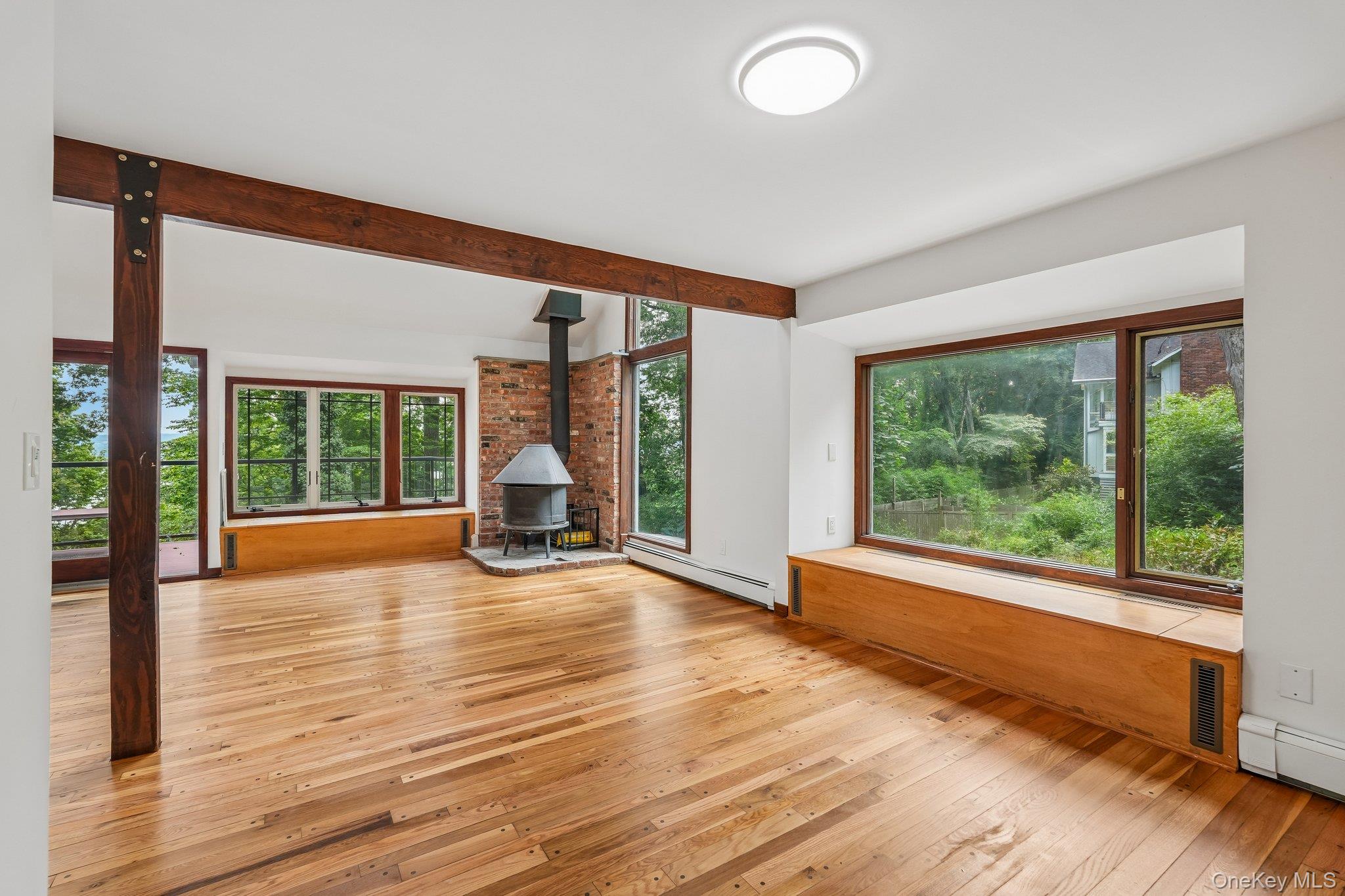 736 Route 9W S – For Sale photo 13