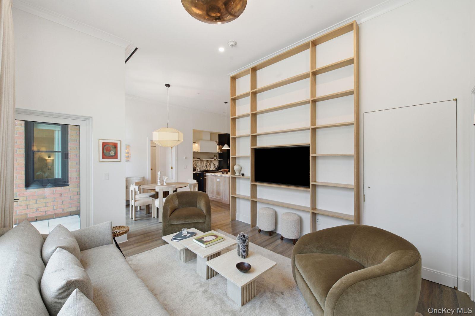 100 Garvies Point Road, Unit 1007 photo 9