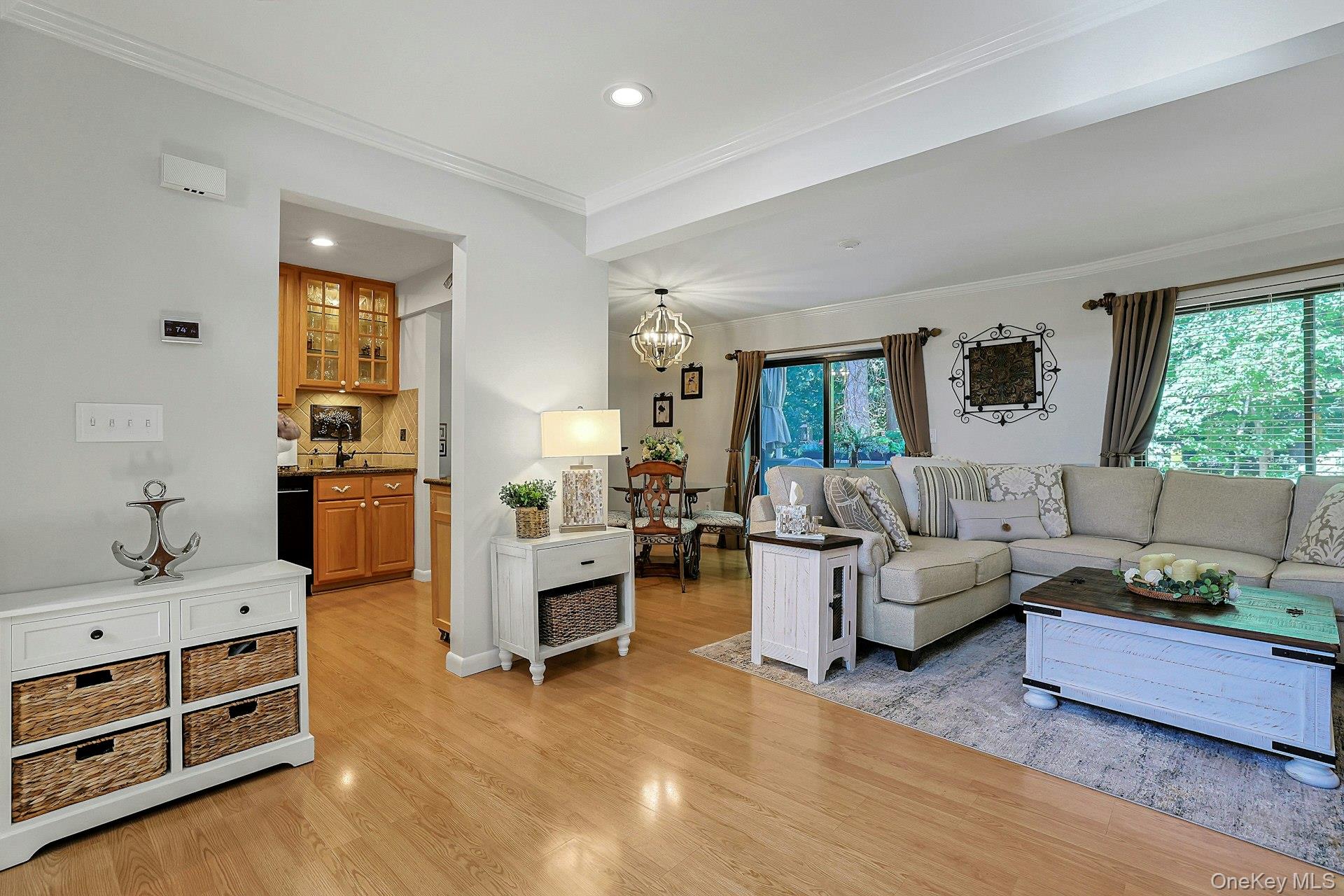 279 Treetop Circle – For Sale photo 5