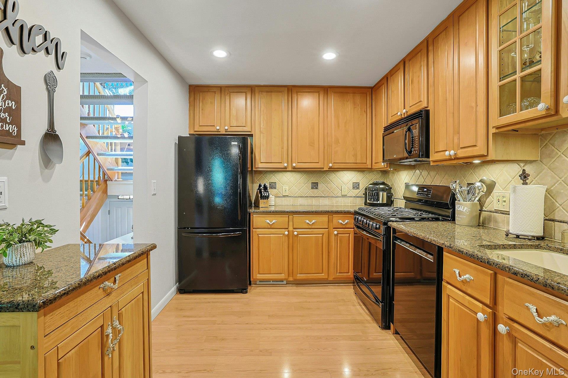 279 Treetop Circle – For Sale photo 14