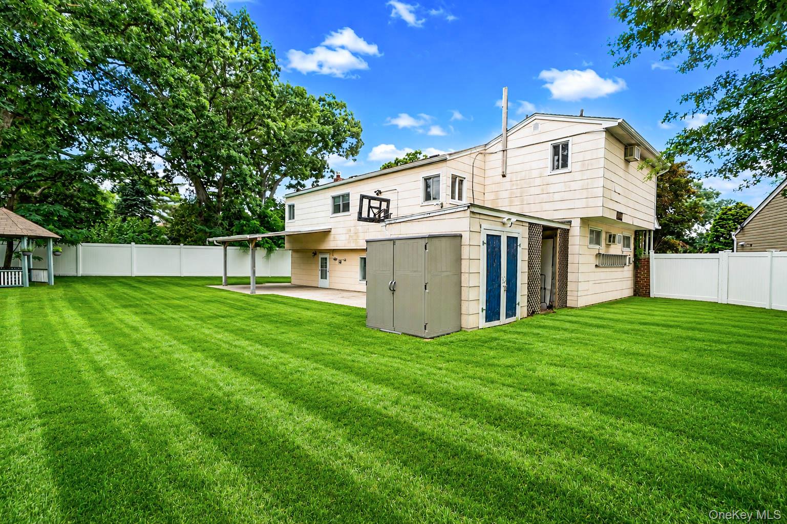 2275 Hynes Place – For Sale photo 37