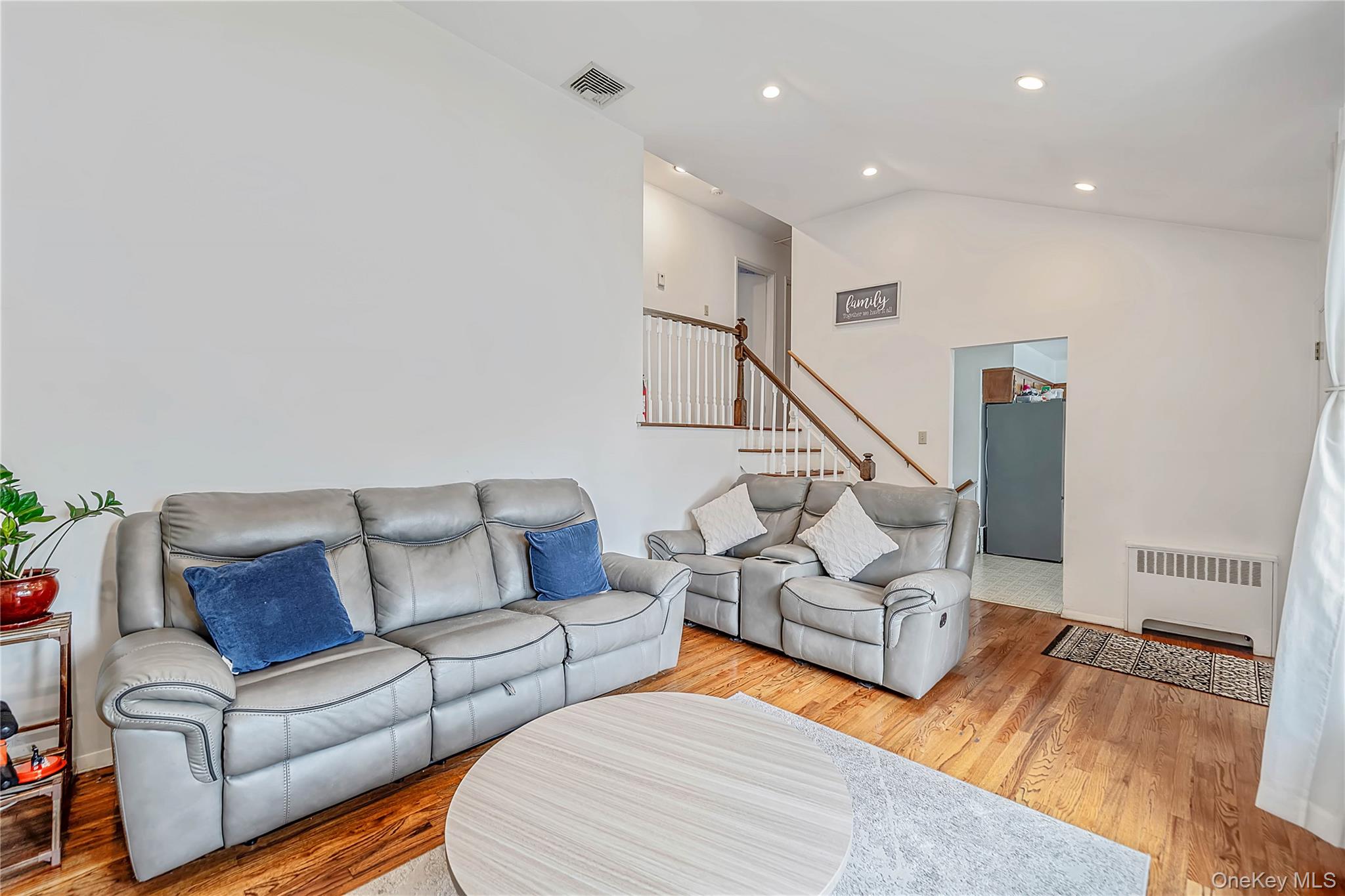 2275 Hynes Place – For Sale photo 11
