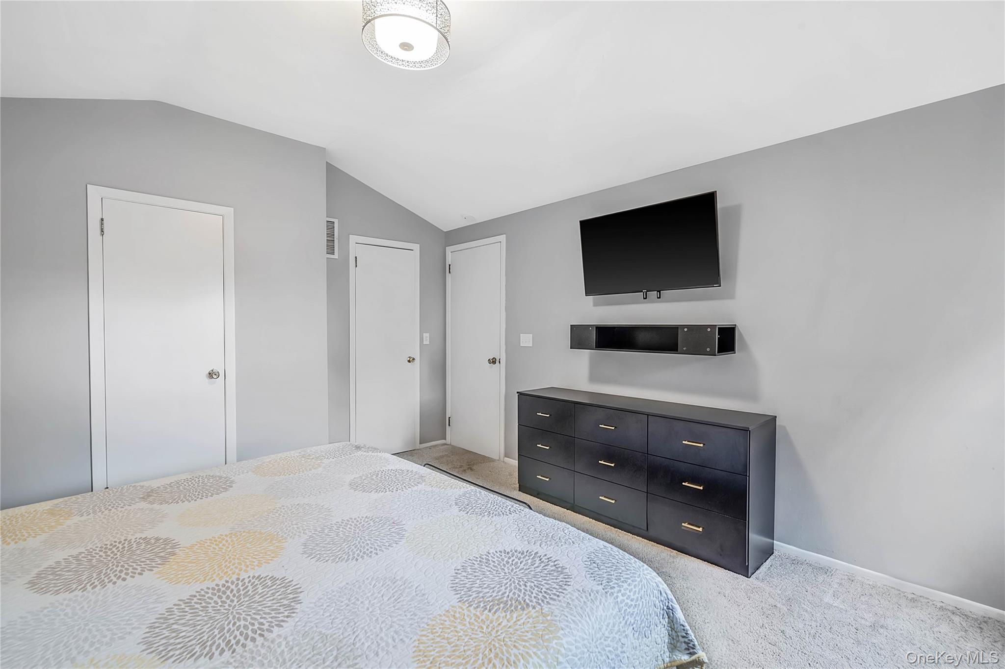 2275 Hynes Place – For Sale photo 24