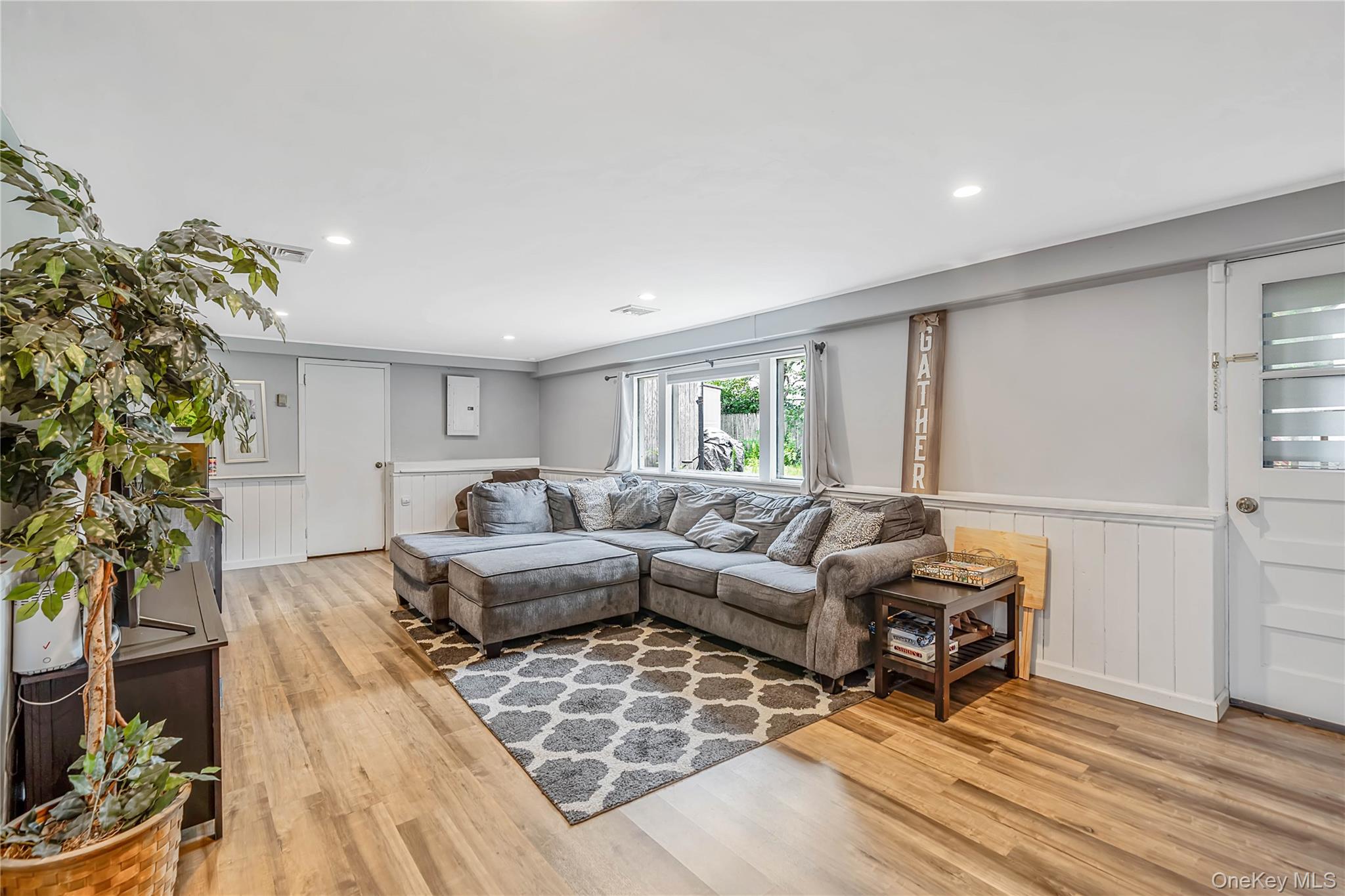 2275 Hynes Place – For Sale photo 14