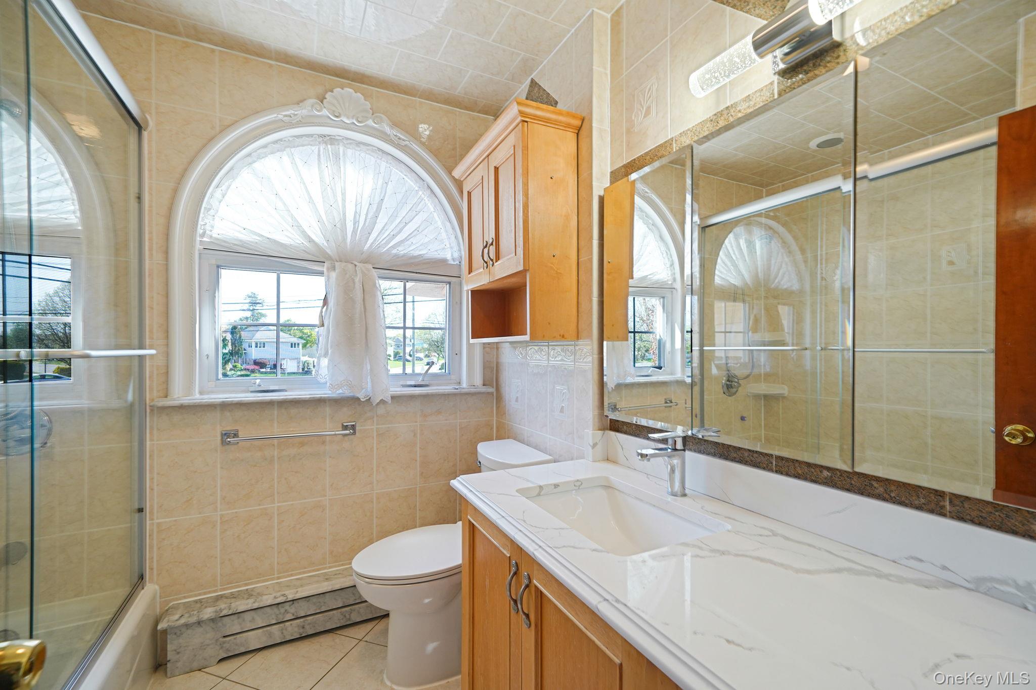 1072 Hicksville Road – For Rent photo 13