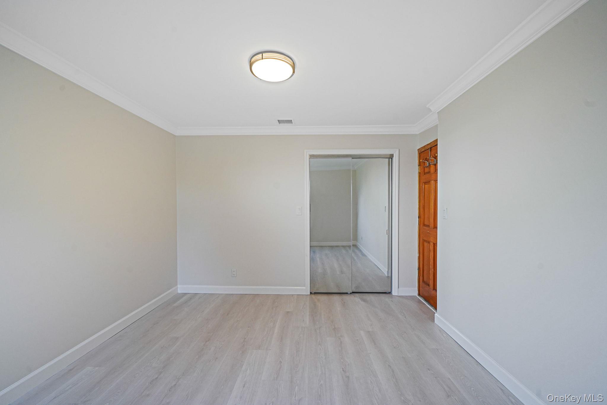 1072 Hicksville Road – For Rent photo 9