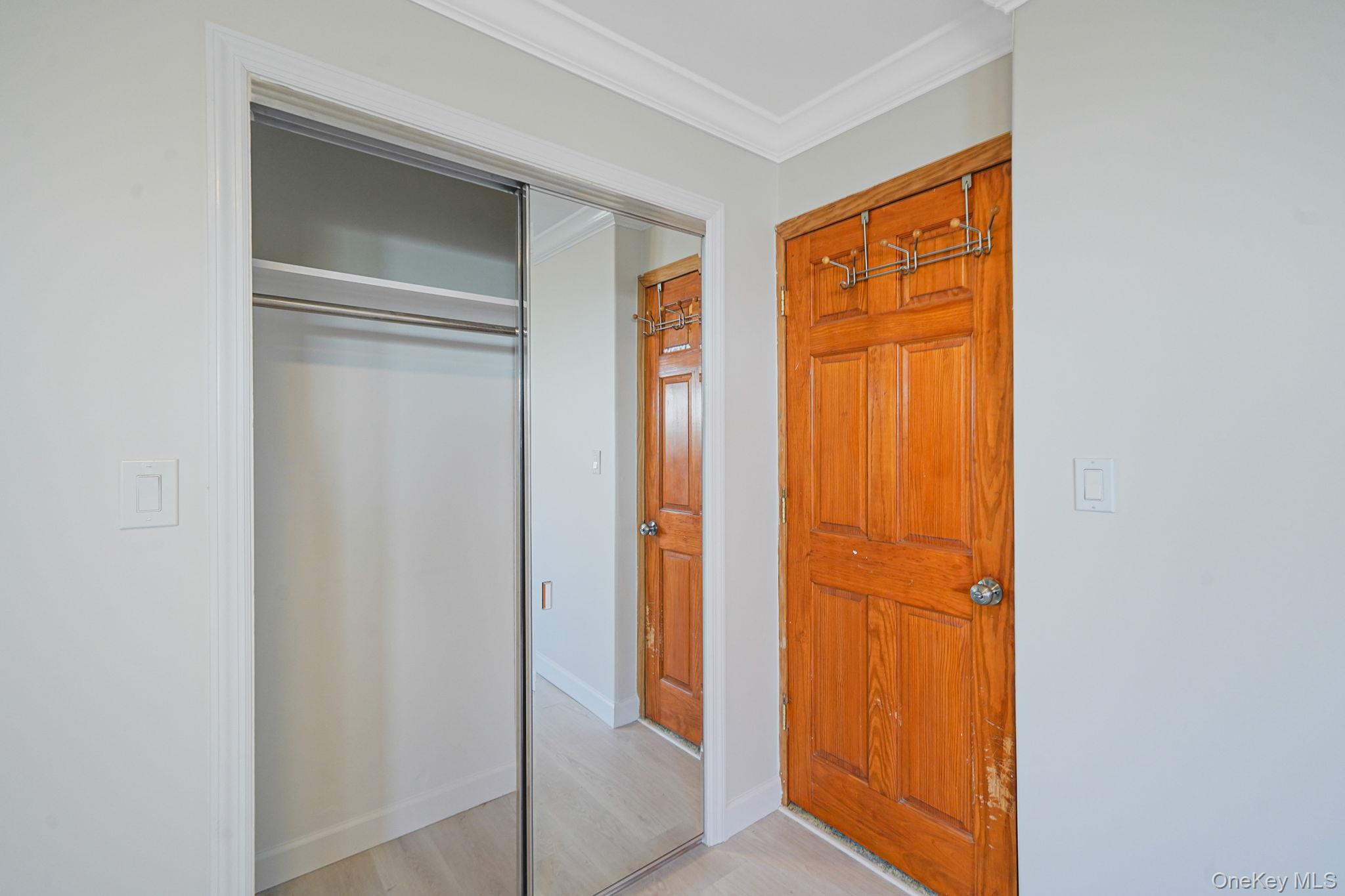 1072 Hicksville Road – For Rent photo 10