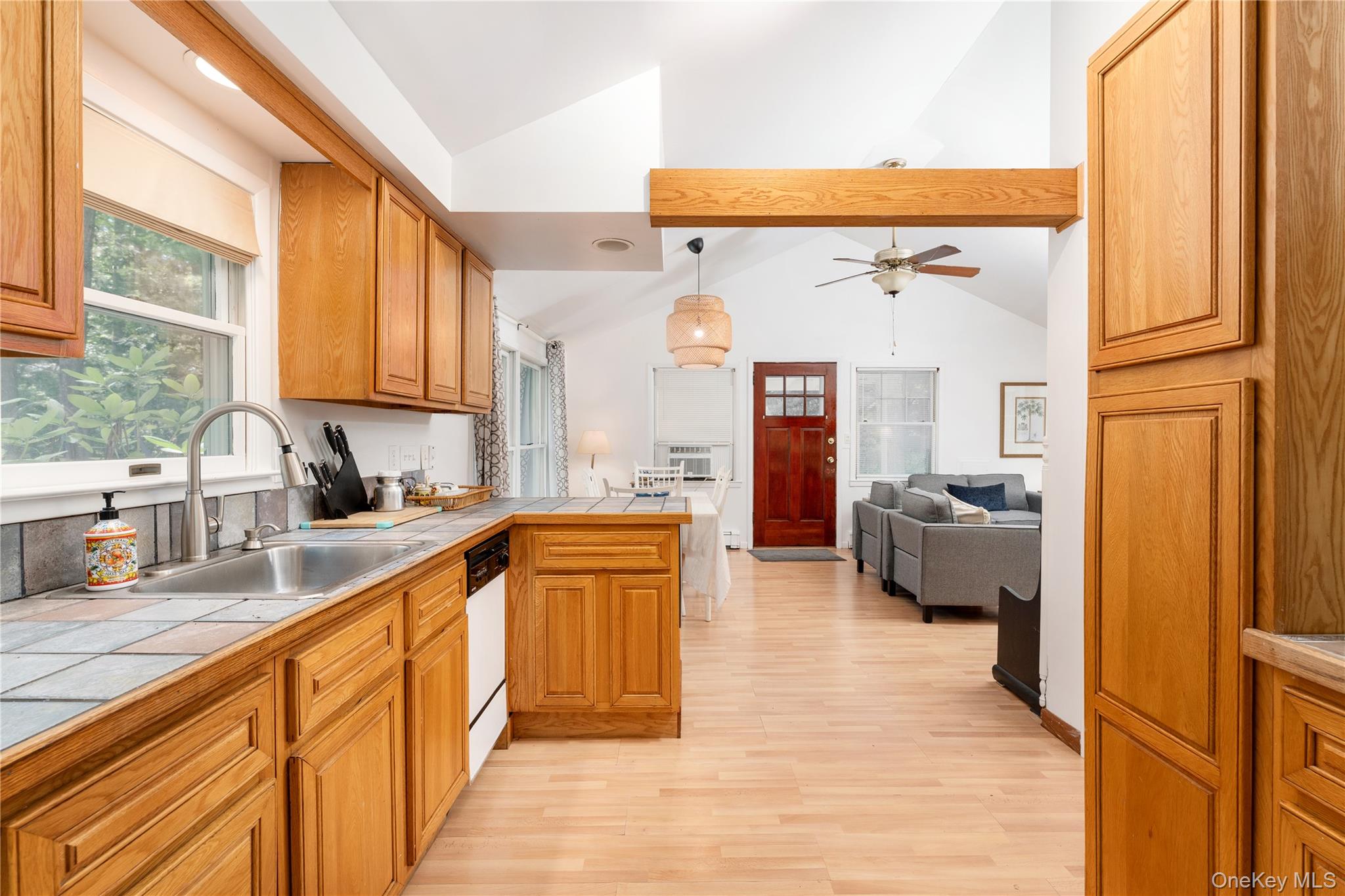 141 W Neck Road – For Sale photo 14