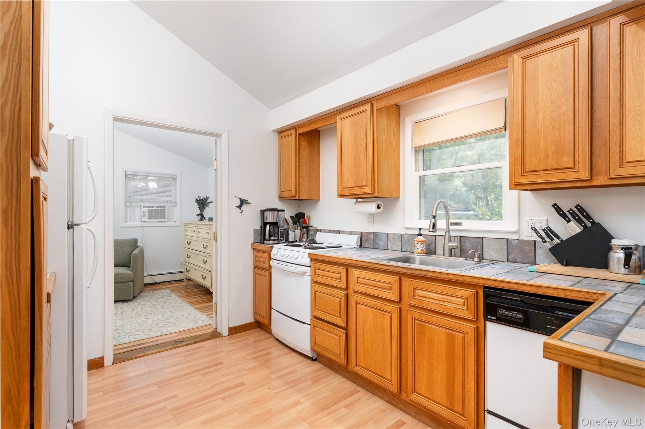 141 W Neck Road – For Sale photo 12