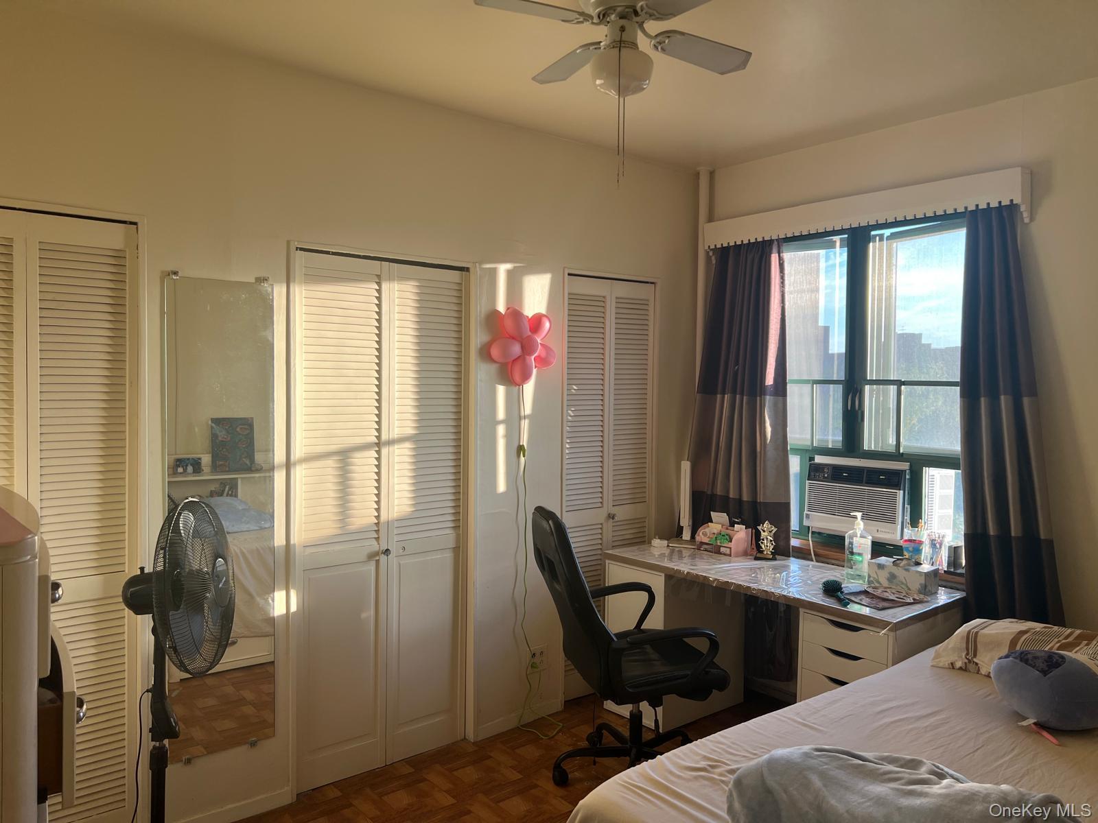 14 Metropolitan Oval, Unit 5G photo 5