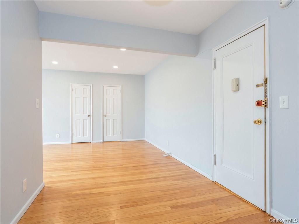 15 Quinby Avenue, Unit 1E photo 11