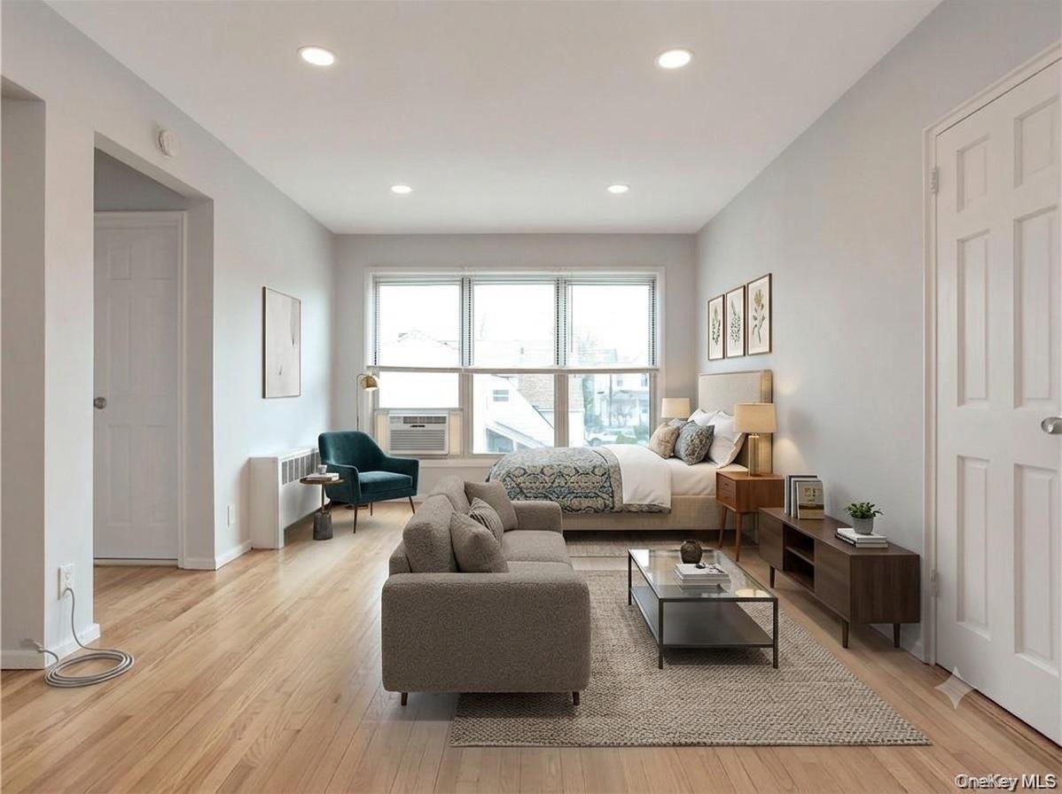 15 Quinby Avenue, Unit 1E photo 3