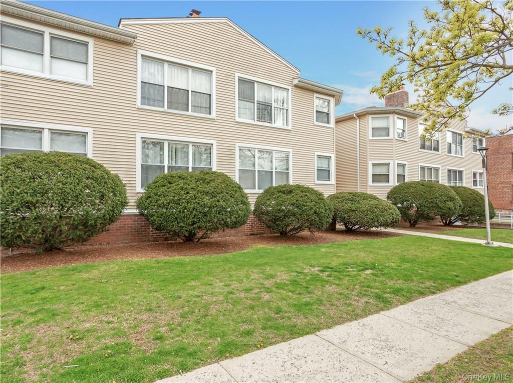 15 Quinby Avenue, Unit 1E photo 4