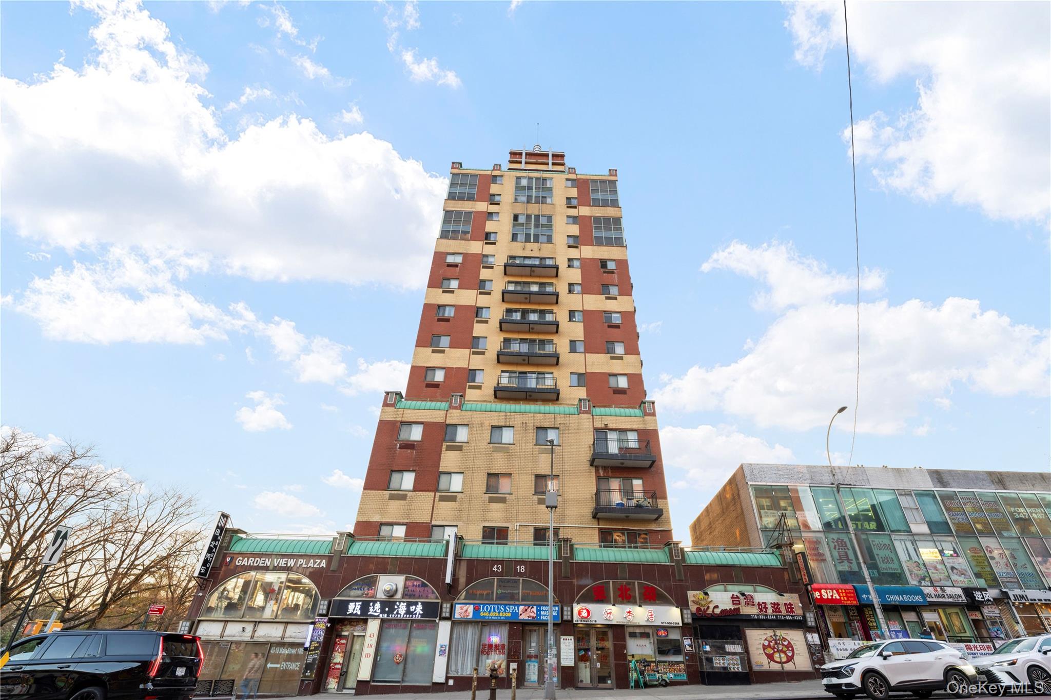 43-18 Main Street, Unit 12A