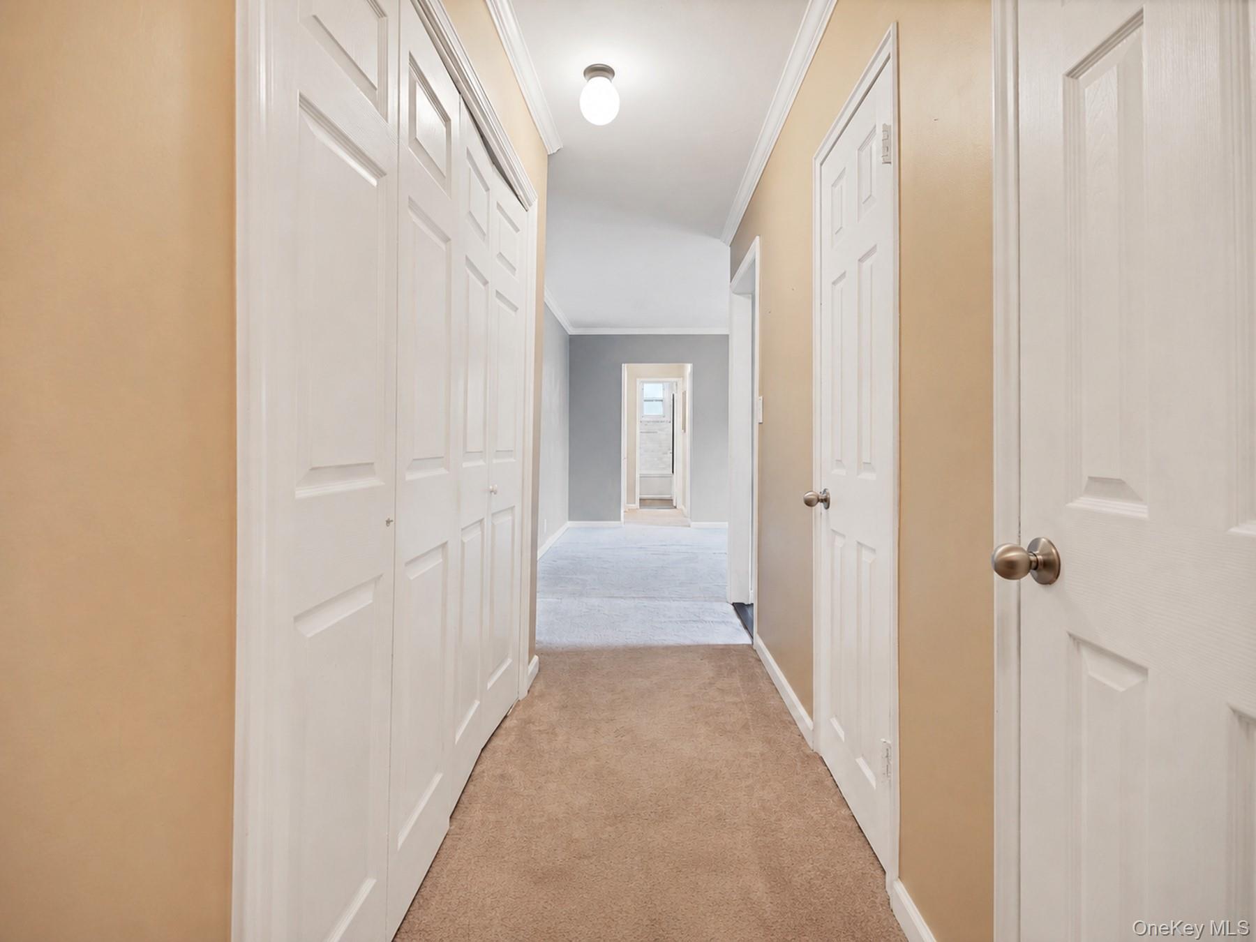 15 Bryant Crescent, Unit 2F photo 6