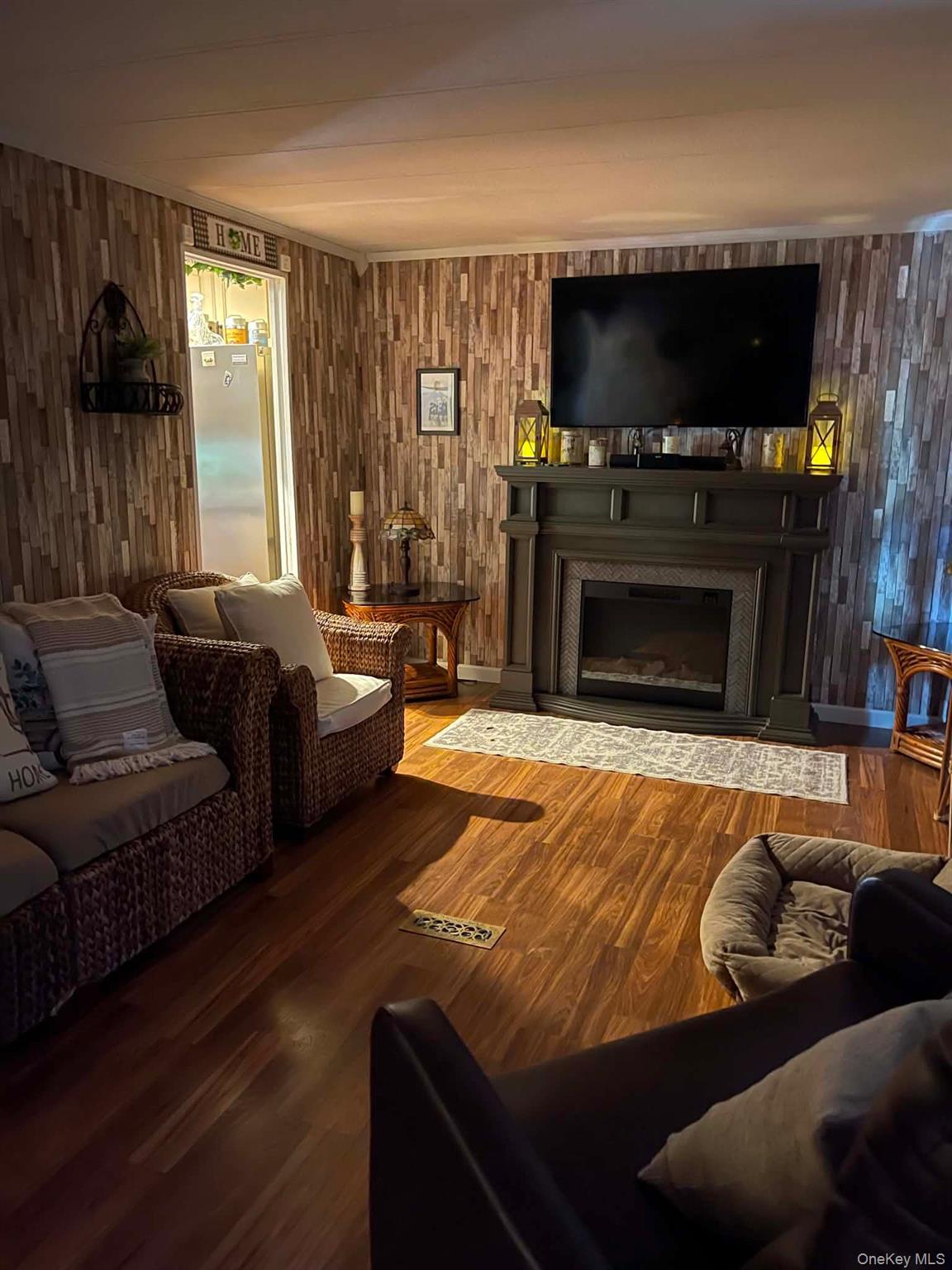 1661 Old Country Road, Unit 383 photo 23