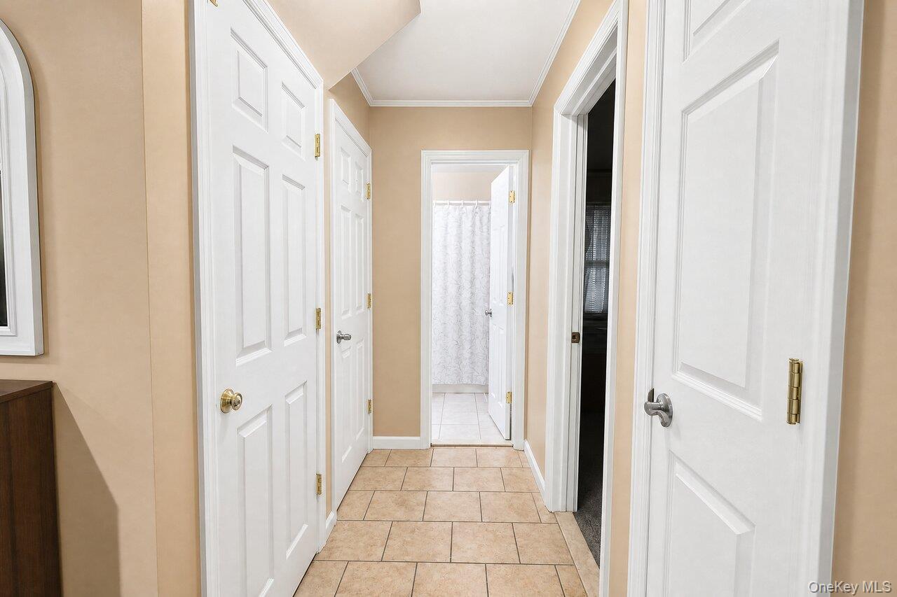 1061 Midland Street – For Sale photo 7