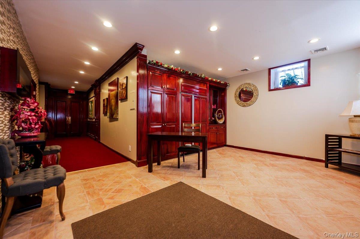 134 Jefferson Street – For Sale photo 2