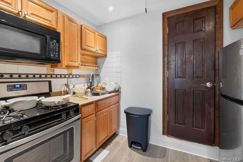 132 W Boston Post Road – For Sale photo 26