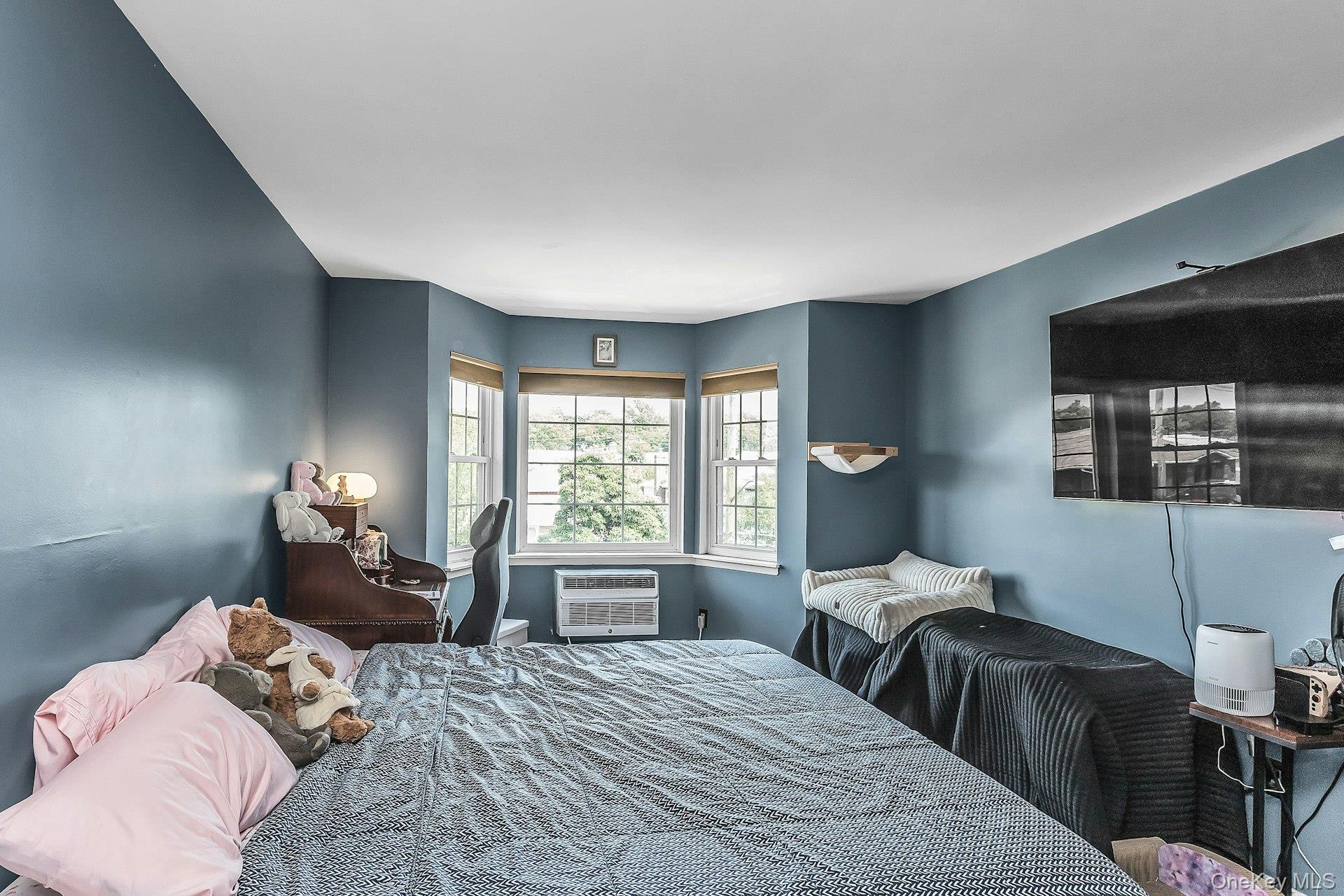 13-24 208th Place, Unit 167U photo 8