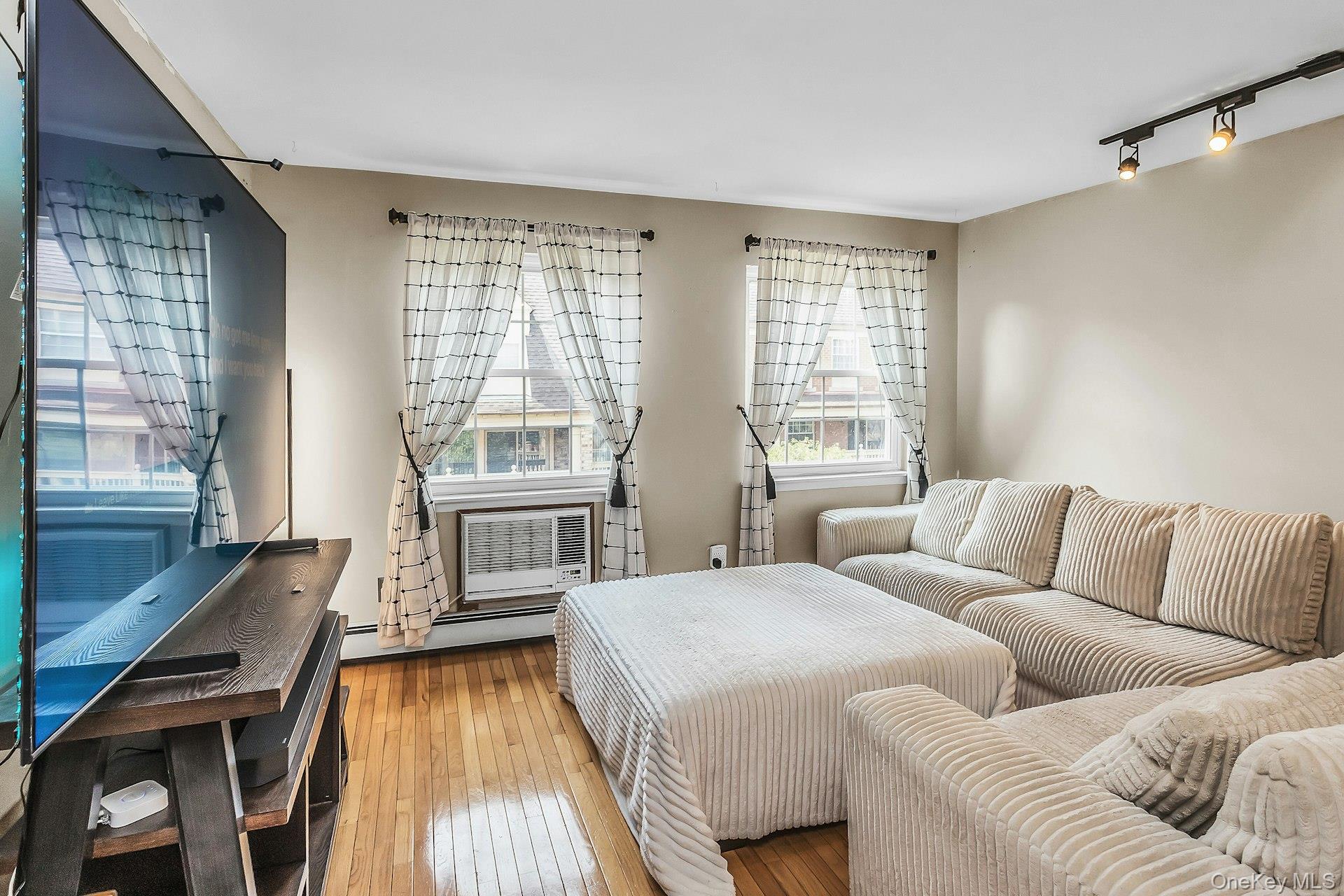 13-24 208th Place, Unit 167U photo 3