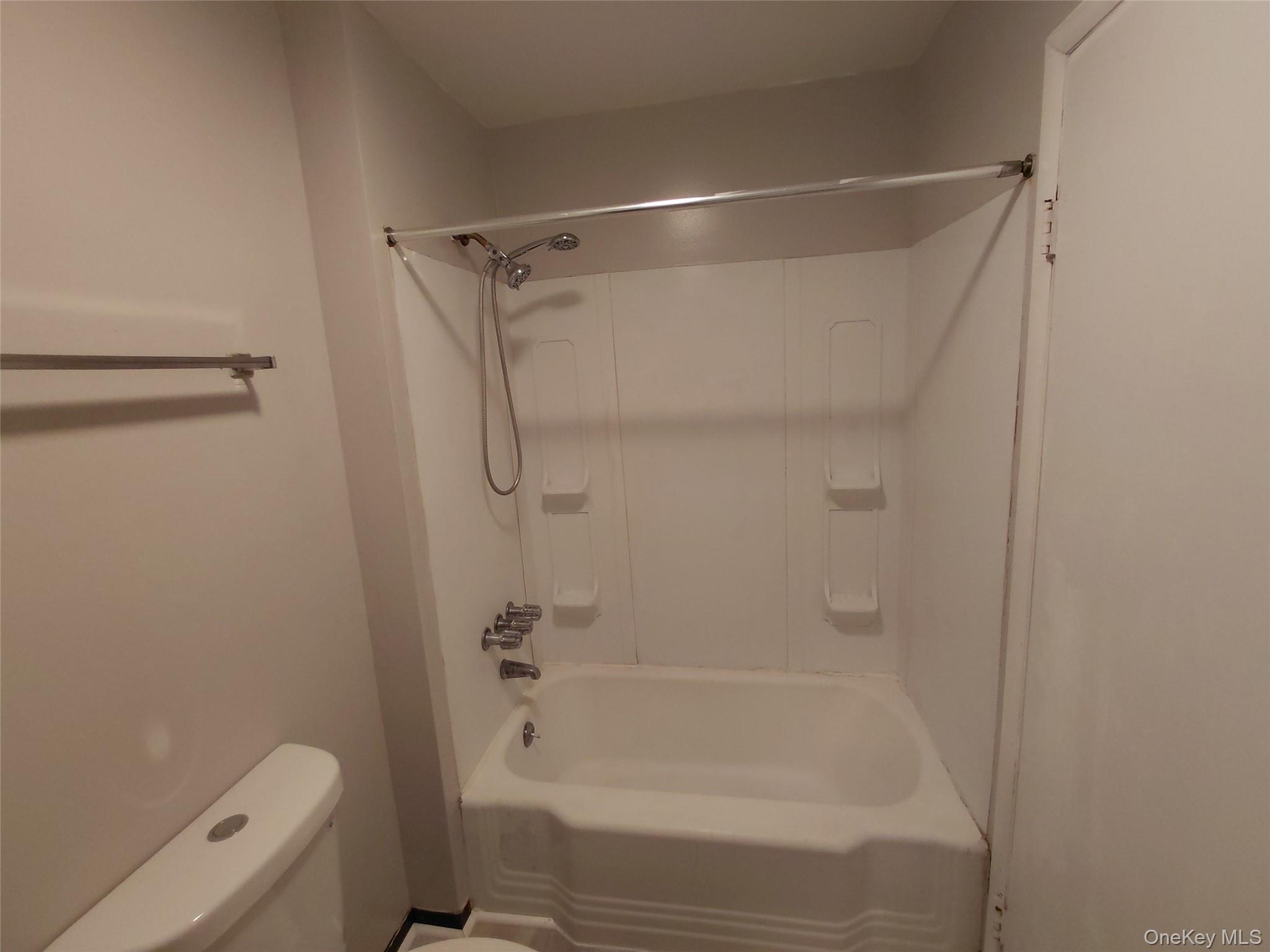 81 Franklin Street, Unit 305 photo 9